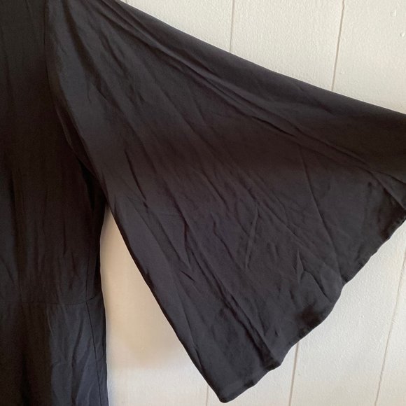 RARE ACACIA MANU DRESS IN BLACK SILK Size MEDIUM - Picture 4 of 4